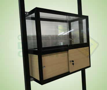 SUSPENDED GREENHOUSE DISPLAY CASES